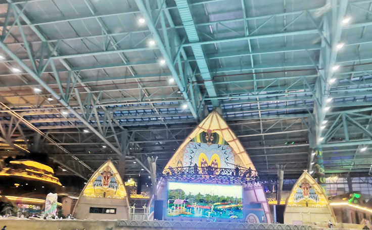 通用舞臺(tái)承建廣州某水世界項(xiàng)目，涉及舞臺(tái)燈光、音響及舞臺(tái)吊桿系統(tǒng)全面竣工，打造沉浸式演藝新標(biāo)桿
